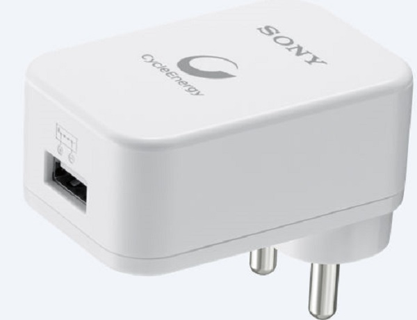 Sony USB AC adaptér CP-AD2 bílý, 2,1A